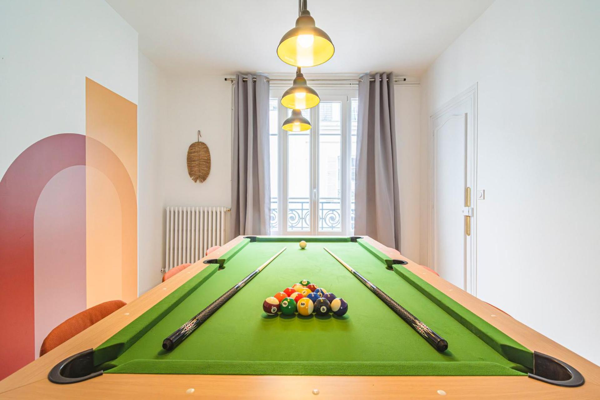 Le Seventies - Exceptionnel 4 & Billard *