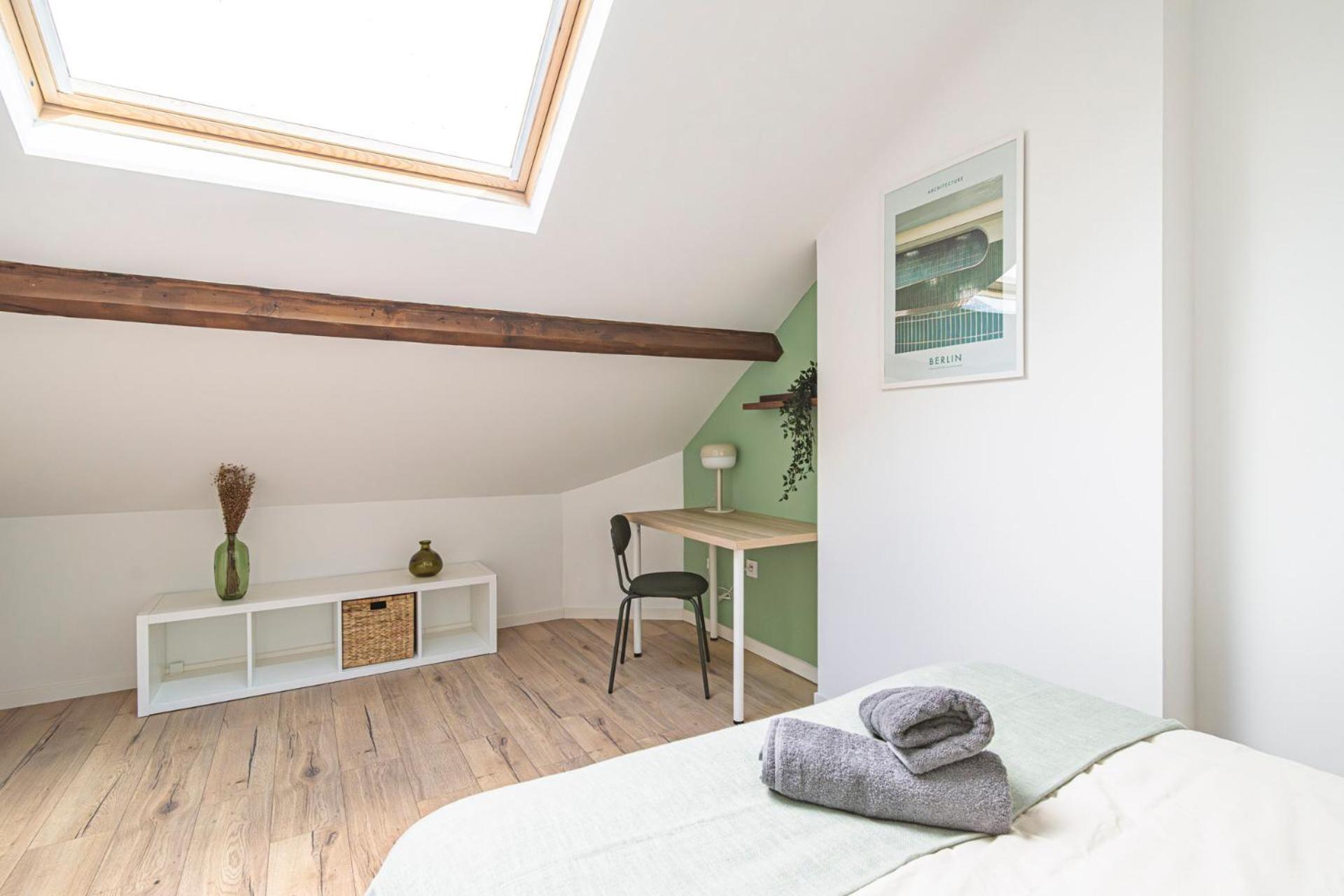 Apartment Le Seventies - Exceptionnel 4 & Billard Reims