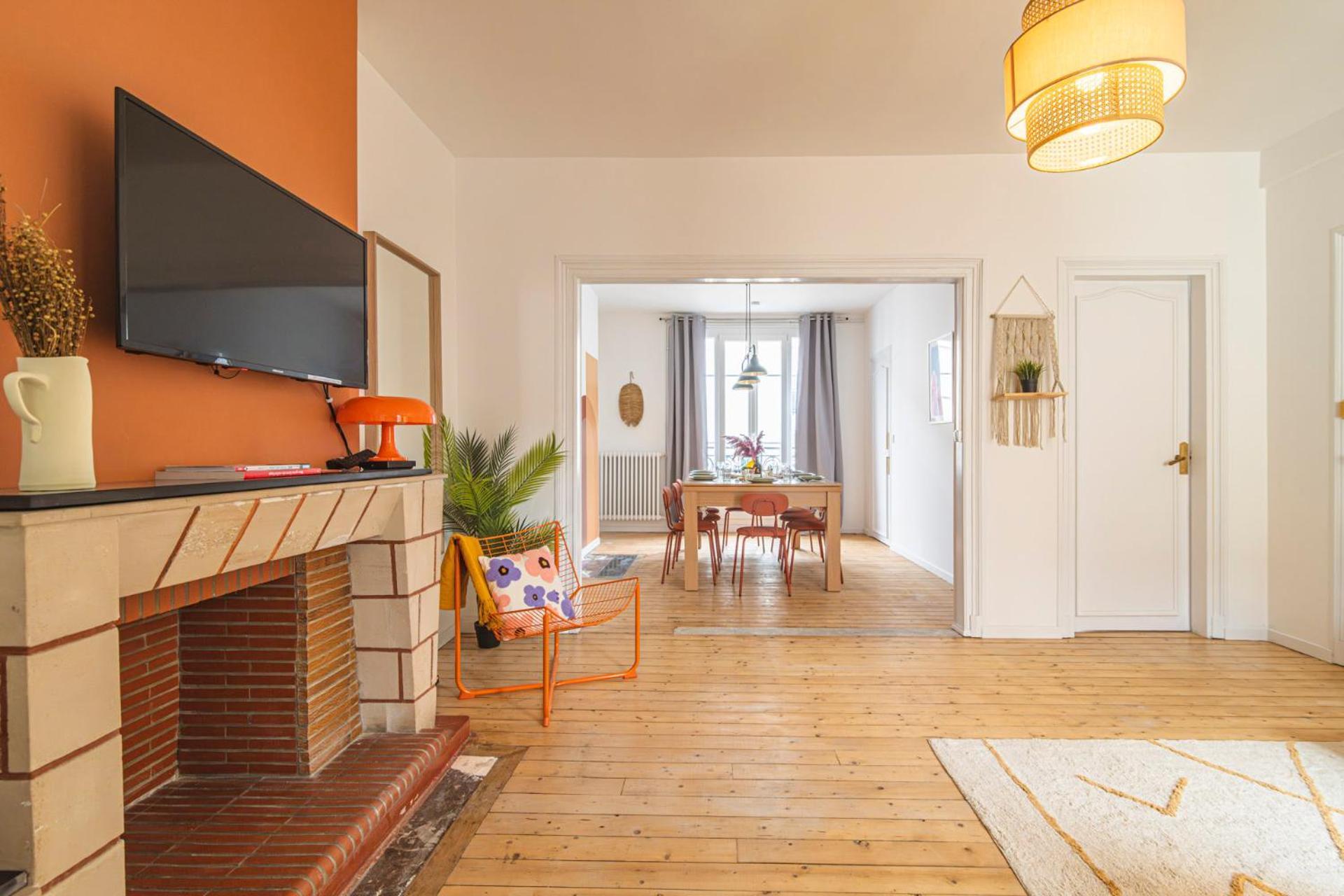 Le Seventies - Exceptionnel 4 & Billard Apartment *